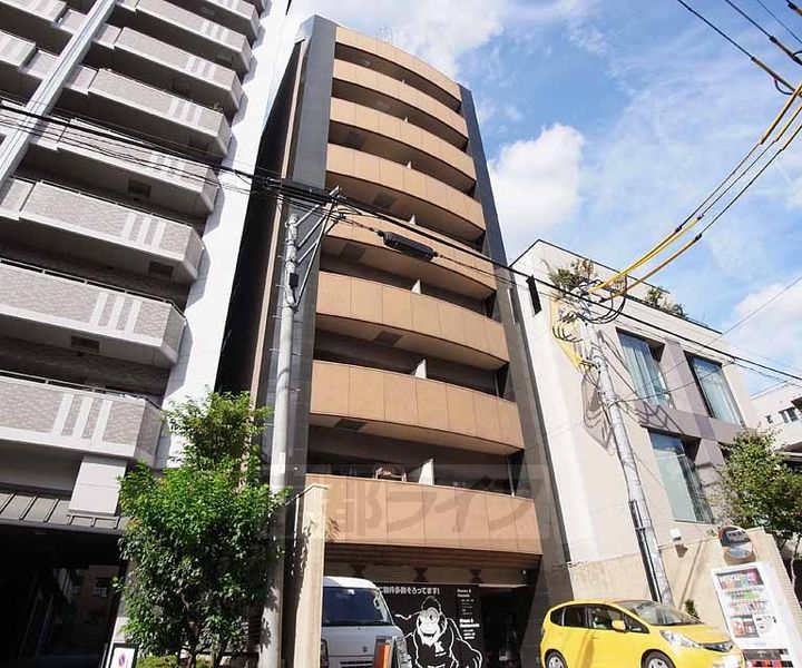 京都府京都市中京区滕屋町の賃貸マンションの外観