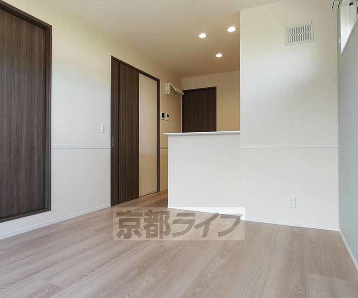 GRAMM六地蔵 B棟の居間