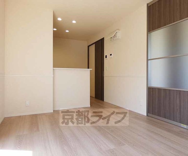 京都府京都市伏見区桃山町大島の賃貸アパートの居間