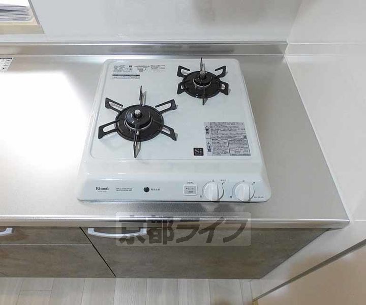 スミレスタ烏丸五条のキッチン