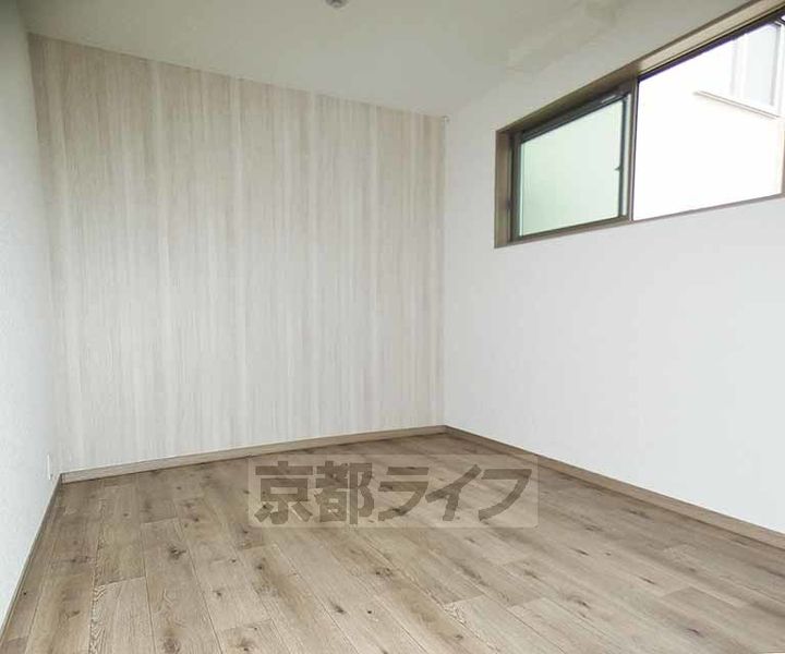 京都グランデ五番館の居間