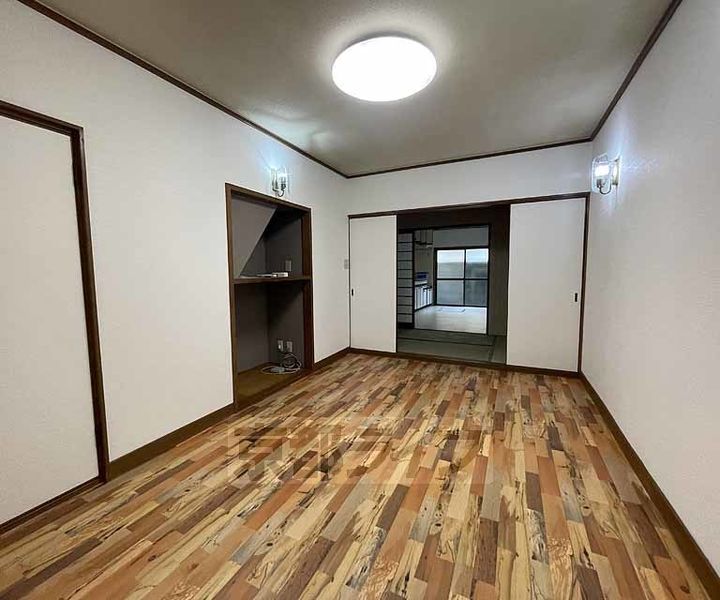 京都府京都市南区西九条豊田町(一戸建)の賃貸物件の居間