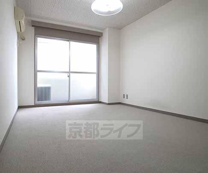 ピュアコート錦501の居間