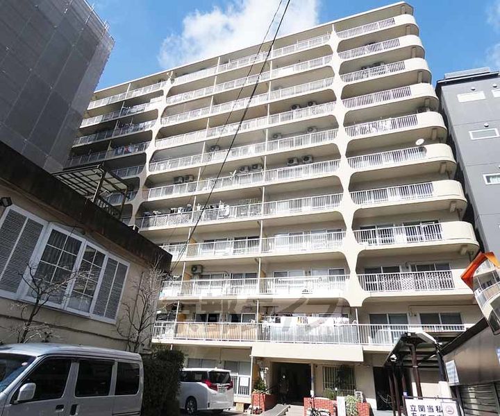 京都府京都市中京区錦大宮町の賃貸マンションの外観