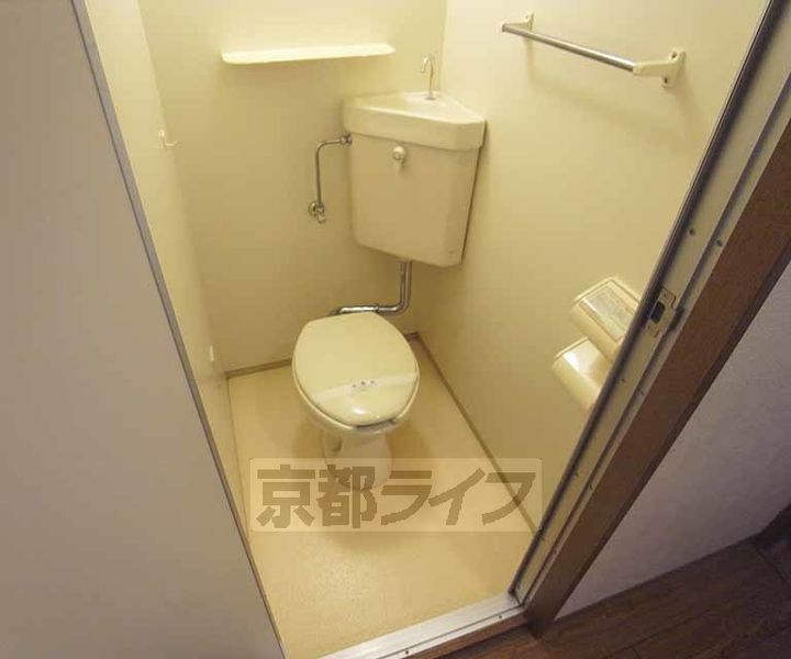 京都府京都市右京区嵯峨天龍寺瀬戸川町の賃貸マンションの内装