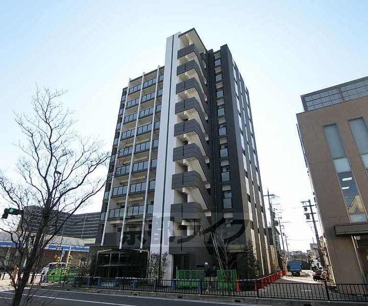 プレサンスロジェ洛西口ザ・レジデンス9Fの外観