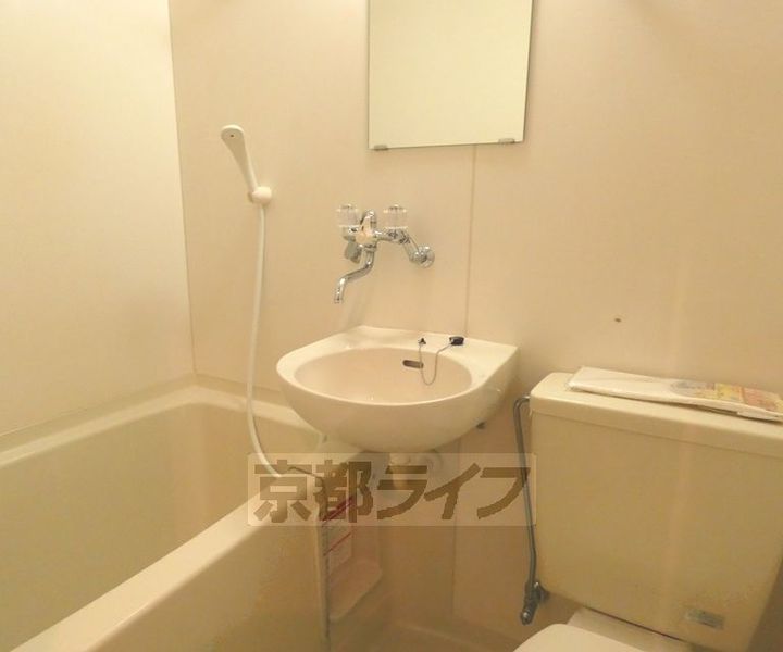 シャローム207の内装