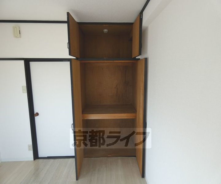 ロイヤルコーポ紫野Ⅰ205の内装