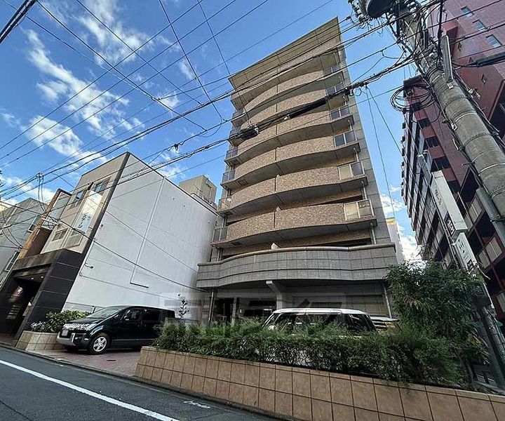 綾小路パレス303の外観