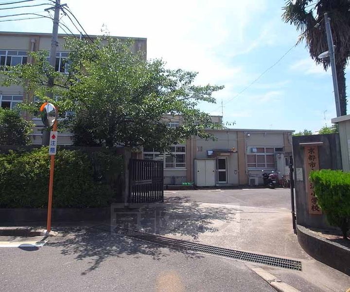 京都府京都市右京区嵯峨広沢池下町の賃貸アパートの周辺