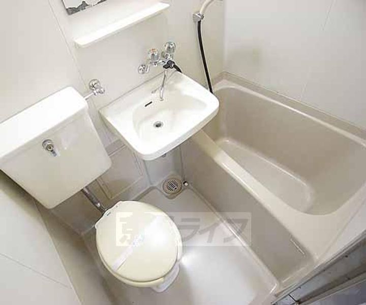 リバーサイド西村202の風呂