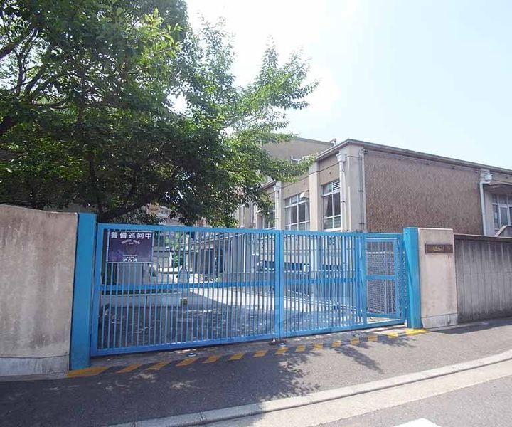 京都府京都市伏見区醍醐御霊ケ下町の賃貸アパートの周辺