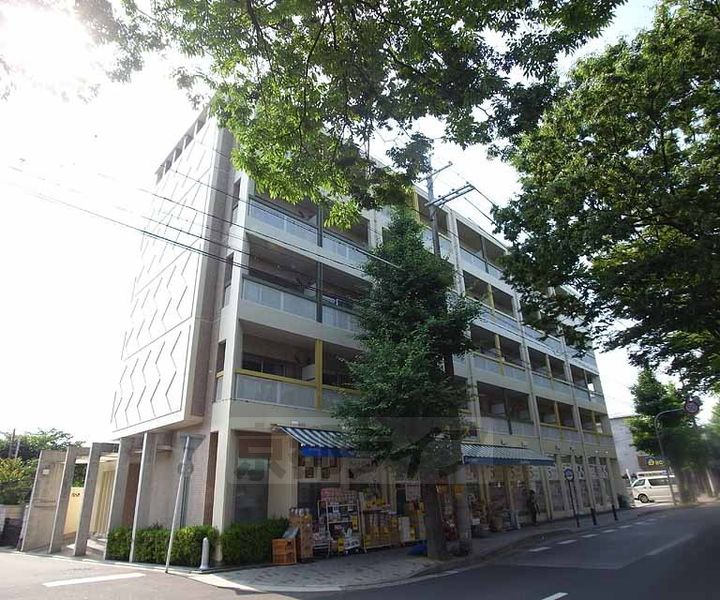 ラポール北白川505の外観