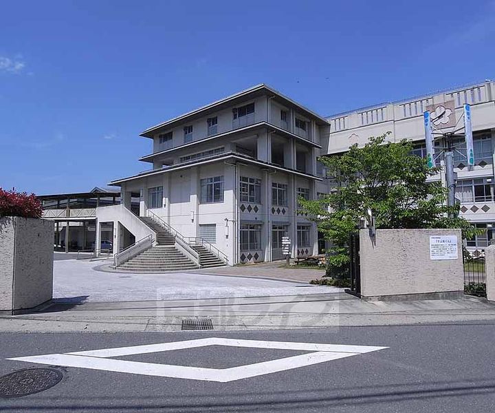 京都府京都市西京区大枝塚原町の賃貸アパートの周辺
