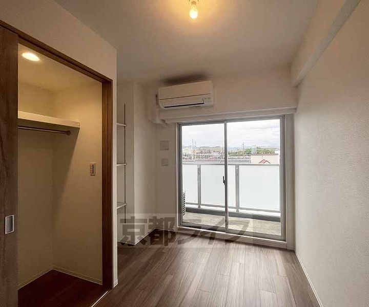 スワンズ京都東寺ガーデンの居間