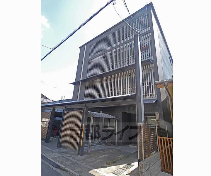 京都府京都市上京区北蟹屋町の賃貸マンションの外観