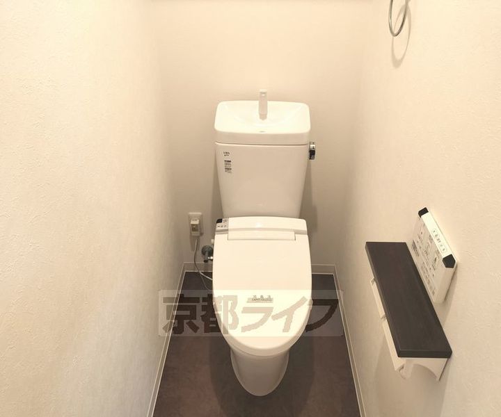 京都府京都市上京区北蟹屋町の賃貸マンションの内装