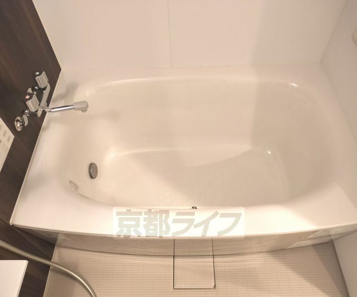 京都府京都市上京区北蟹屋町の賃貸マンションの風呂