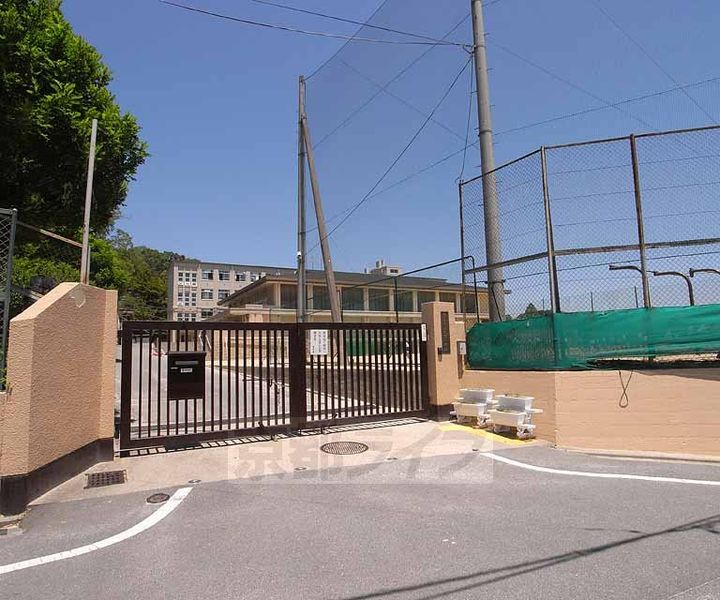 サンビレッジ大北山(C・D・E棟)D216の周辺