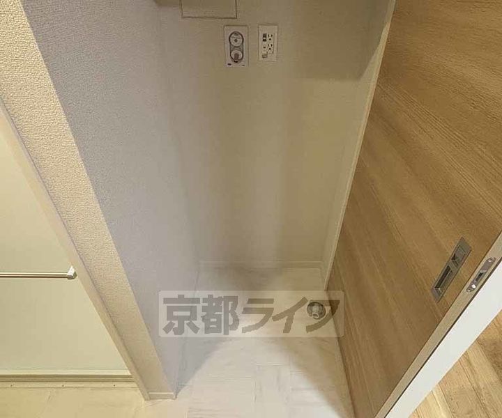 京都府宇治市五ケ庄一番割の賃貸マンションの内装