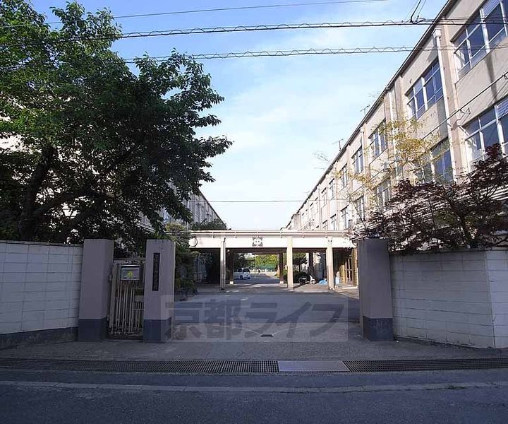 レオパレスUrban桂坂の周辺