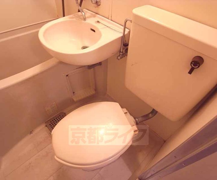京都府城陽市寺田の賃貸マンションの内装