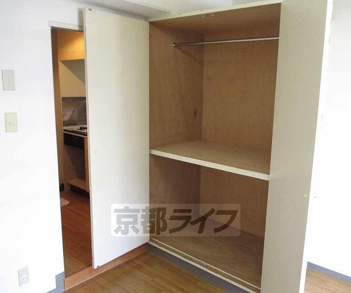 京都府宇治市広野町西裏の賃貸マンションの内装