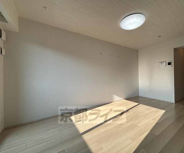 サニーサイド・レオの居間