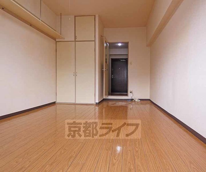 ACE in 向島308の居間