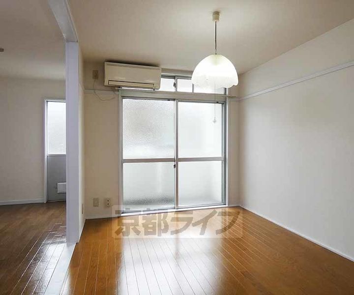 コーポ木の実202の居間