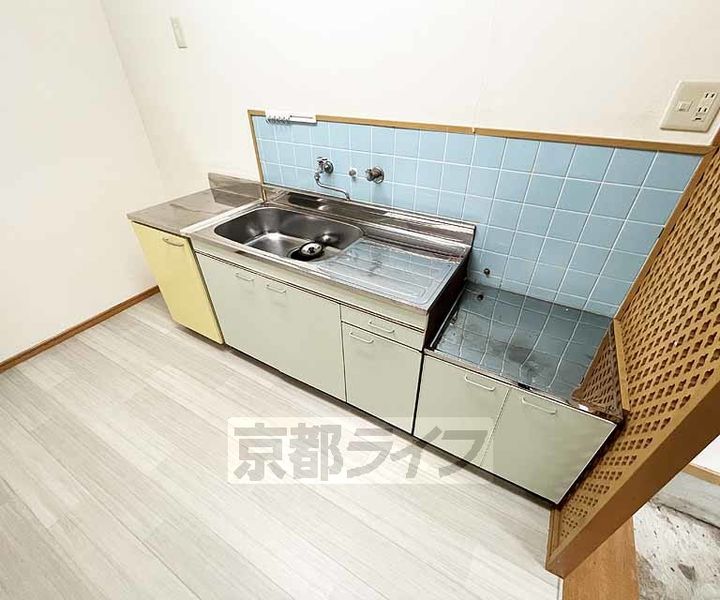 京都府京都市中京区西ノ京御輿岡町(一戸建)の賃貸物件のキッチン