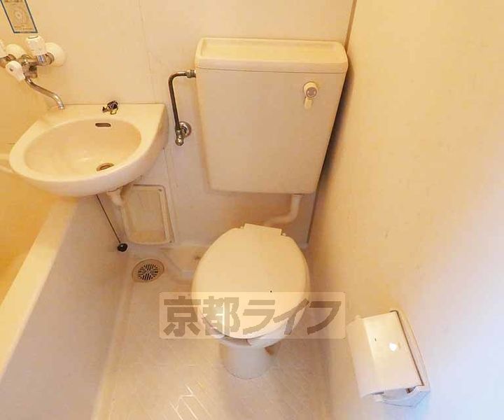 京都府京都市伏見区桃山町鍋島の賃貸マンションの内装