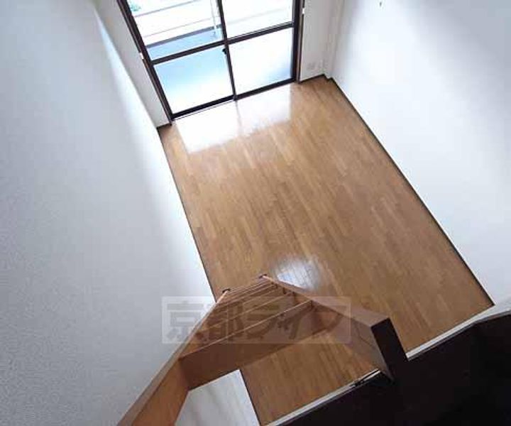 京都府宇治市広野町一里山の賃貸マンションの居間