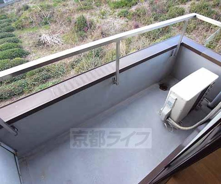 京都府宇治市広野町一里山の賃貸マンションの内装