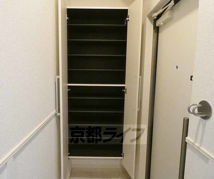 京都府京都市伏見区下鳥羽中三町の賃貸アパートの内装