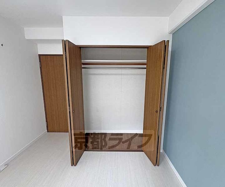 京都府京都市中京区亀屋町の賃貸マンションの内装