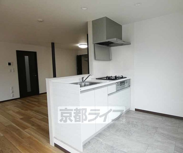 メゾン大淀202のキッチン