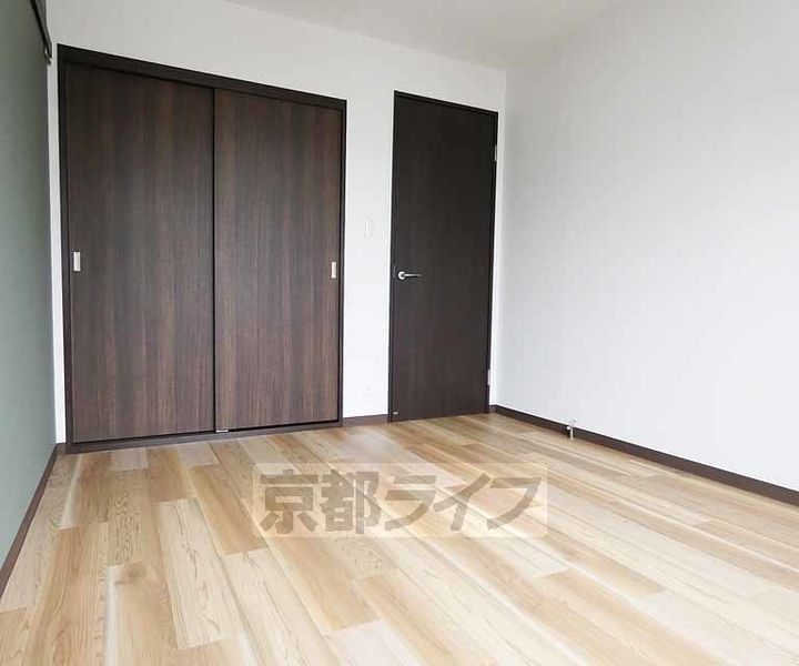 メゾン大淀202の居間