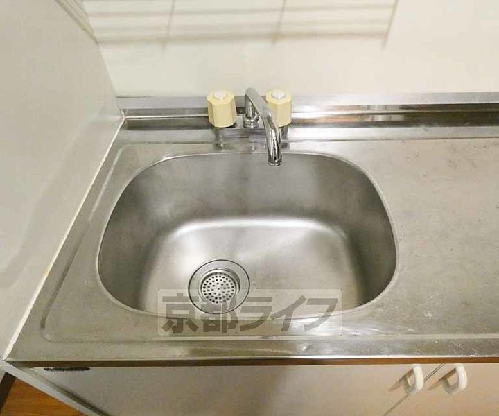 京都府京都市伏見区深草開土町の賃貸マンションのキッチン