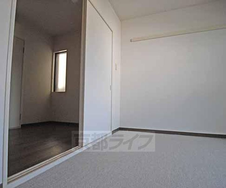 リバティー山崎304の居間