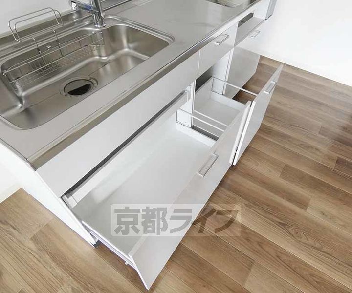 桃栄マンションの内装