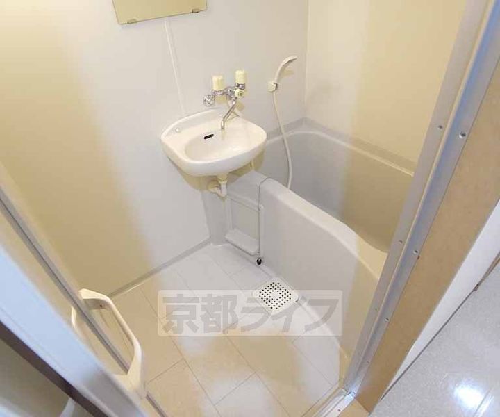 アンピール伏見桃山306の風呂