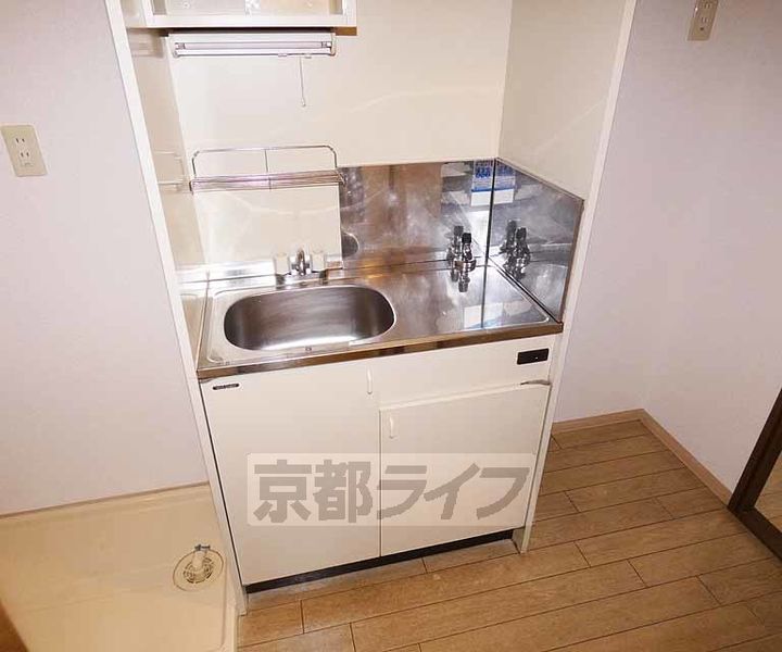 京都府京都市伏見区東町の賃貸マンションのキッチン