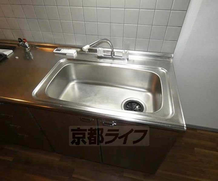 京都府京都市伏見区深草善導寺町の賃貸マンションのキッチン