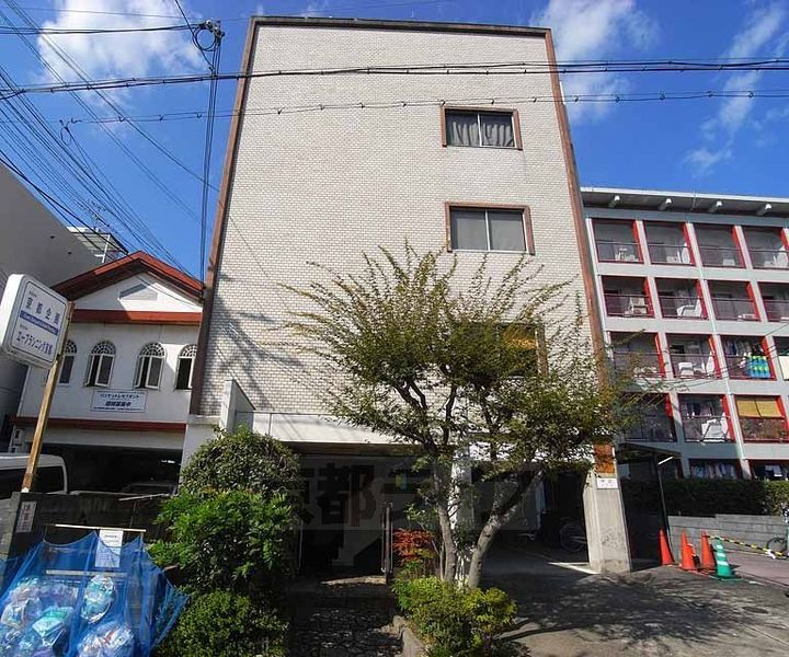 シャトー宝倉308の外観