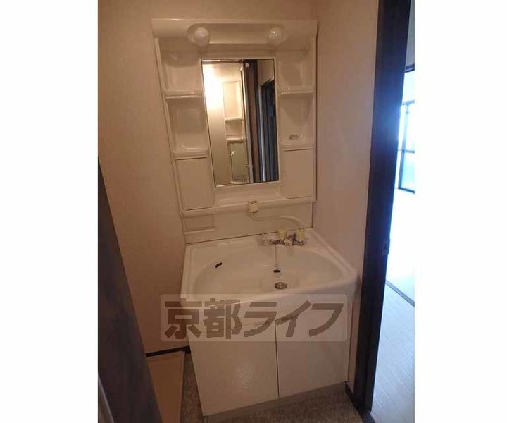 京都府宇治市五ヶ庄梅林の賃貸マンションの内装