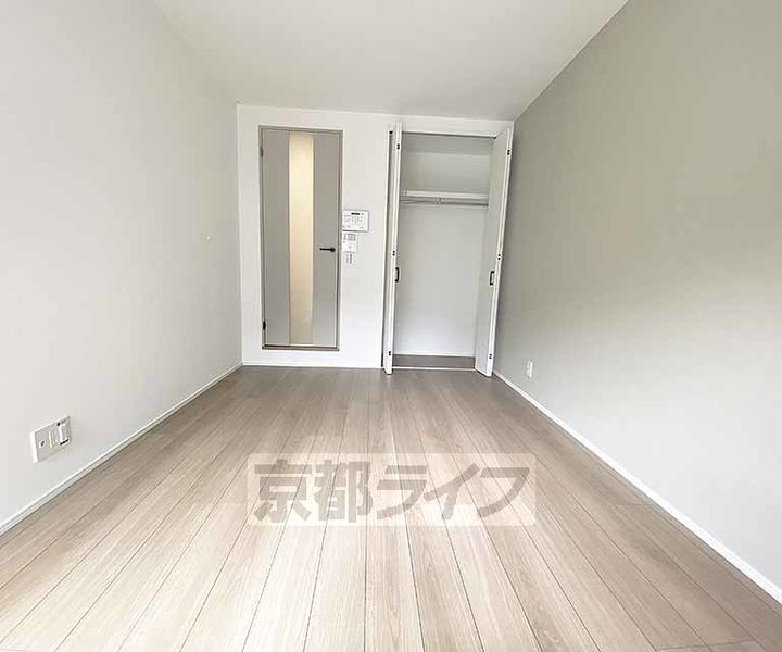 ビエノス京都花園の居間