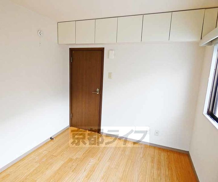 京都府京都市伏見区深草川久保町の賃貸マンションの居間