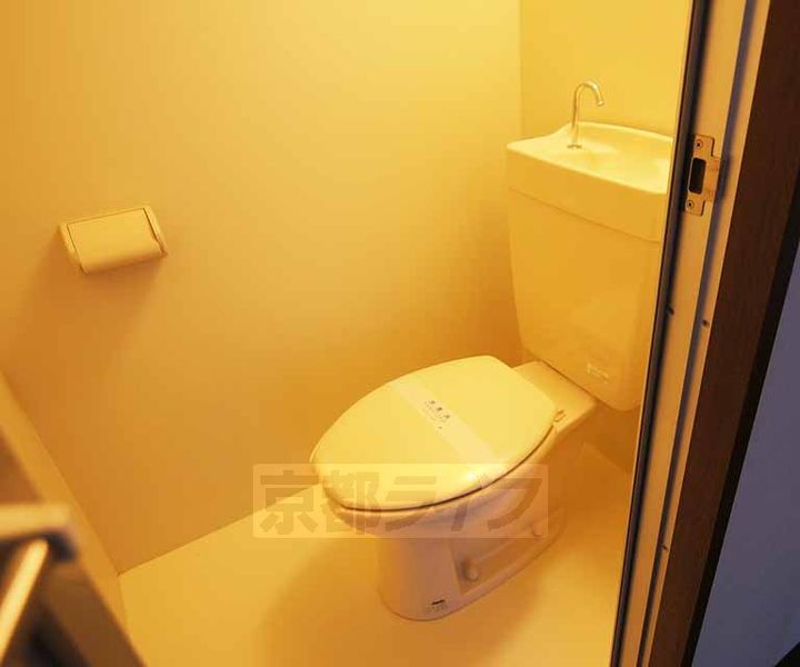 京都府京都市伏見区深草大亀谷大谷町の賃貸マンションの内装