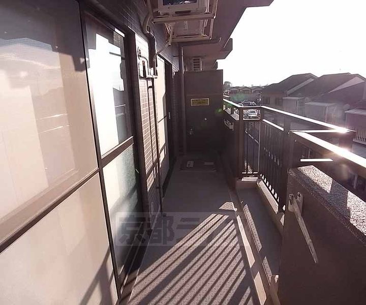 京都府宇治市木幡西浦の賃貸マンションの内装